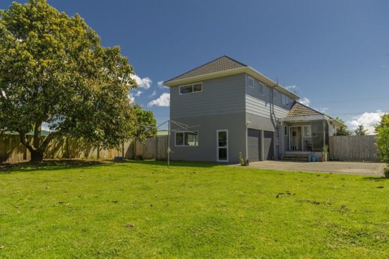 Photo of property in 16 Hannan Road, Whitianga, 3510