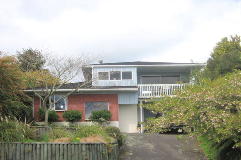 Photo of property in 3 Henare Place, Tihiotonga, Rotorua, 3015