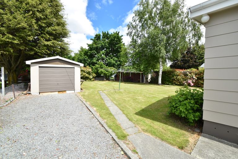 Photo of property in 43 Tekapo Drive, Twizel, 7901