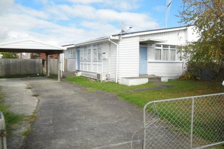 Photo of property in 22 Temuera Street, Otaki, 5512