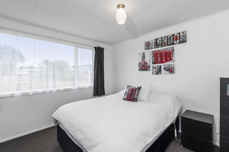 Photo of property in 57 Mazengarb Road, Paraparaumu Beach, Paraparaumu, 5032