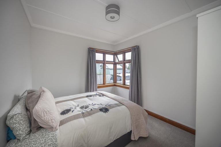 Photo of property in 16 Teviot Street, Oamaru North, Oamaru, 9400