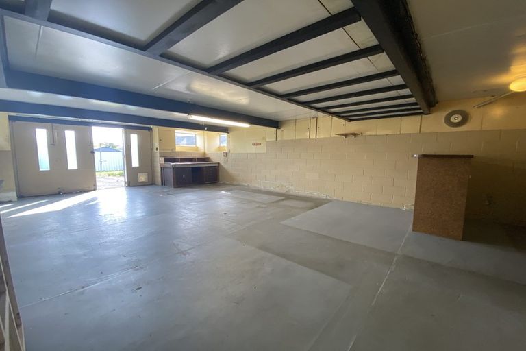 Photo of property in 2 Terra Nova Street, Glen Eden, Auckland, 0602