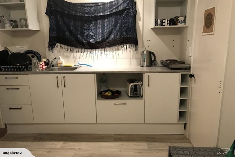 Photo of property in 21a Stanley Road, Glenfield, Auckland, 0629