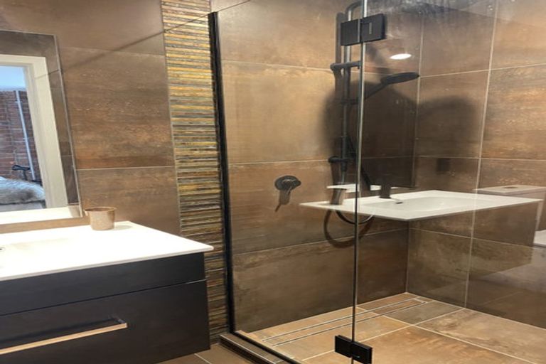 Photo of property in Bond Store Apartments, 8k Egmont Street, Te Aro, Wellington, 6011