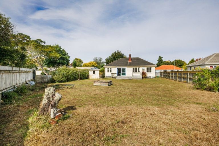 Photo of property in 143 Rangiora Avenue, Roslyn, Palmerston North, 4414