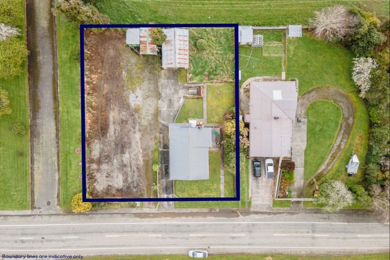 Photo of property in 25 Clifden Highway, Tuatapere, 9620