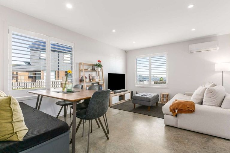 Photo of property in 38 Astelia Way, Woodridge, Wellington, 6037