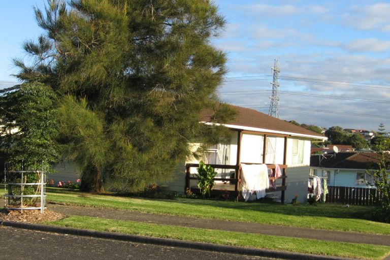 Photo of property in 19 Dillon Crescent, Clover Park, Auckland, 2019