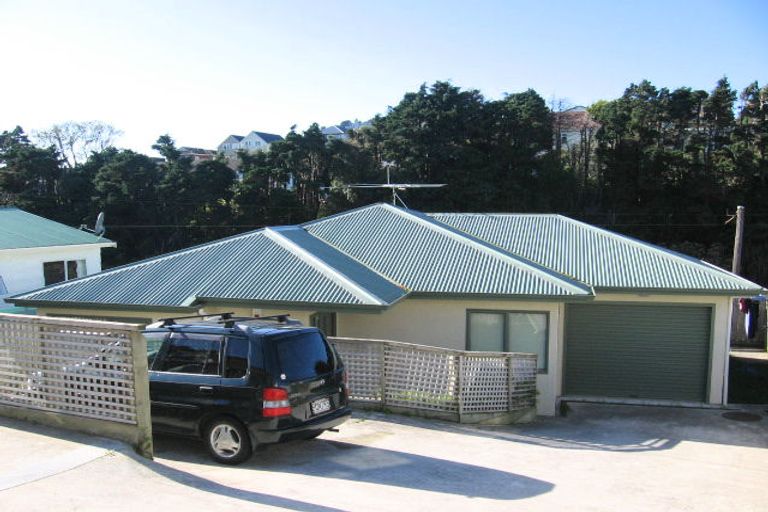 Photo of property in 99u2- Moorefield Road, Johnsonville, Wellington, 6037