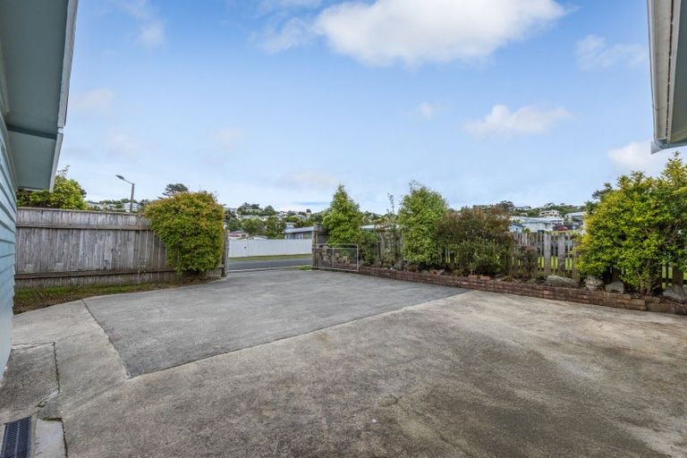 Photo of property in 24 Conclusion Street, Ascot Park, Porirua, 5024