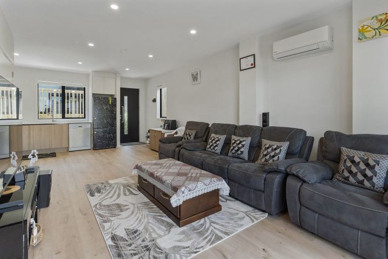 Photo of property in 4/56 Salisbury Road, Birkdale, Auckland, 0626