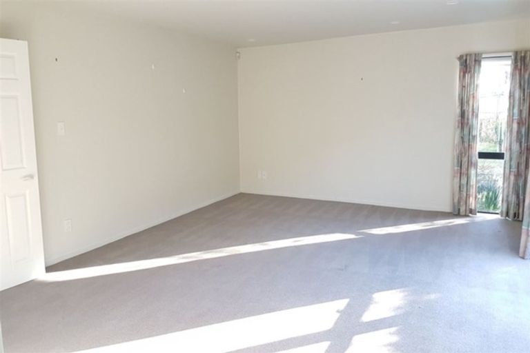 Photo of property in 14 Lordship Place, Templeton, Christchurch, 8042