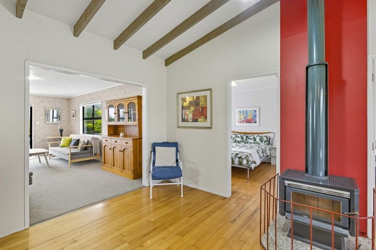 Photo of property in 5 Norna Grove, Waikawa Beach, Manakau, 5573