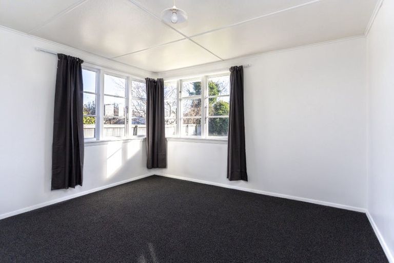 Photo of property in 57 Skipton Street, Mairehau, Christchurch, 8013