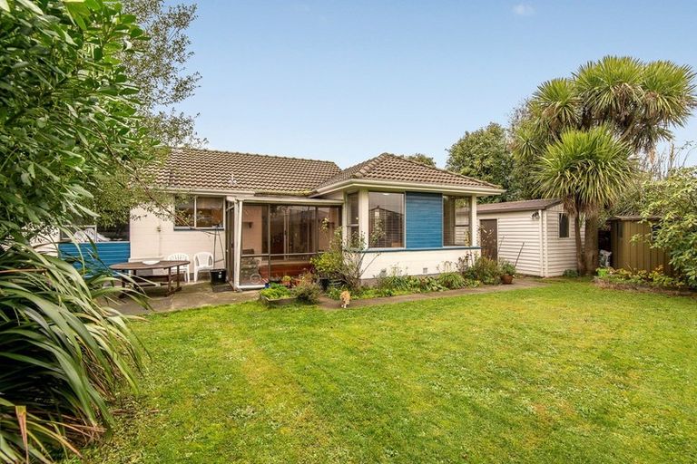 Photo of property in 49 Oakley Crescent, Hornby, Christchurch, 8042