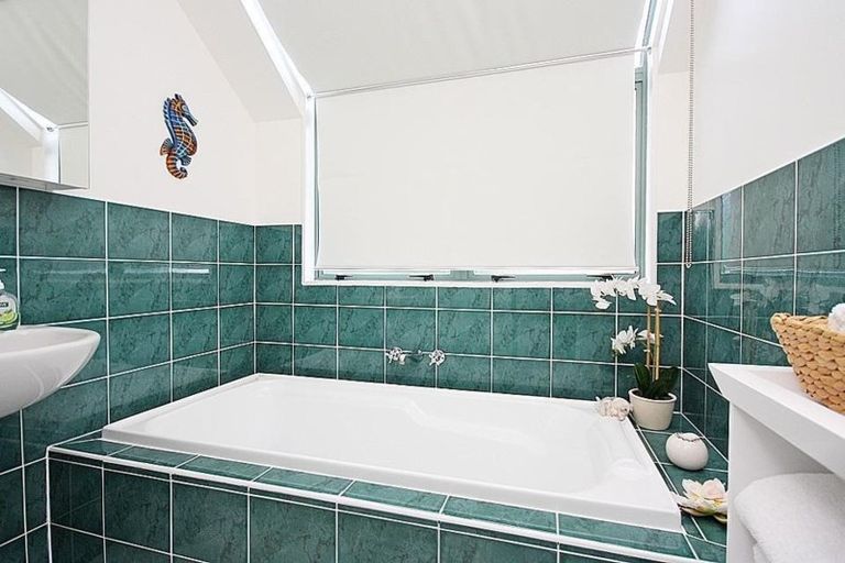 Photo of property in 116 Pacific View Drive, Whangamata, 3620