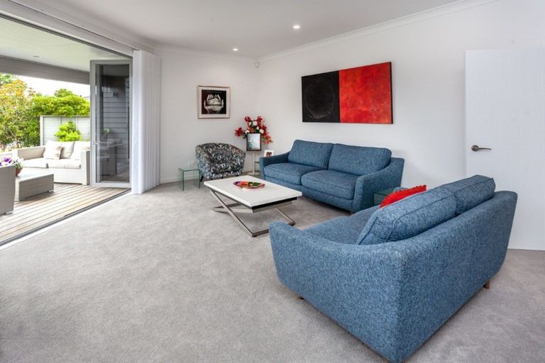 Photo of property in 100 Pacific View Drive, Whangamata, 3620