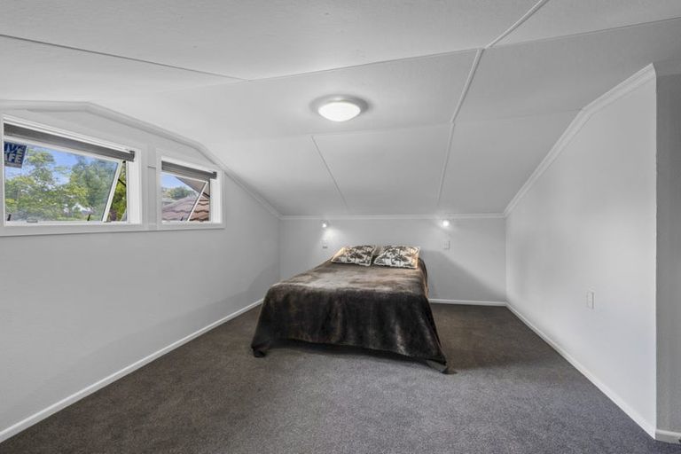 Photo of property in 14 Peace Avenue, Moturoa, New Plymouth, 4310