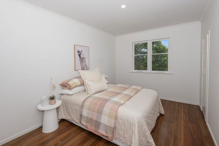 Photo of property in 1 Whimp Avenue, Onerahi, Whangarei, 0110