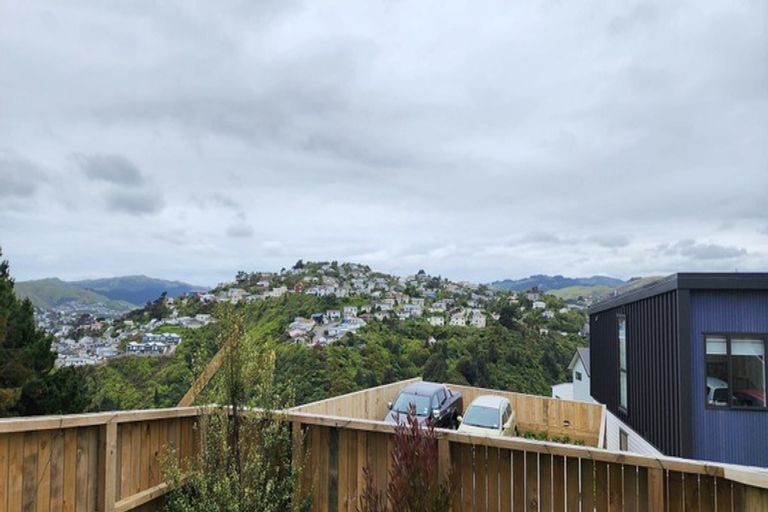 Photo of property in 15/62u Spenmoor Street, Newlands, Wellington, 6037