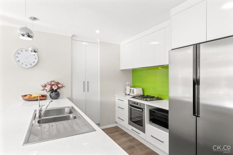 Photo of property in 3 Macdiarmid Place, Waiwhetu, Lower Hutt, 5010