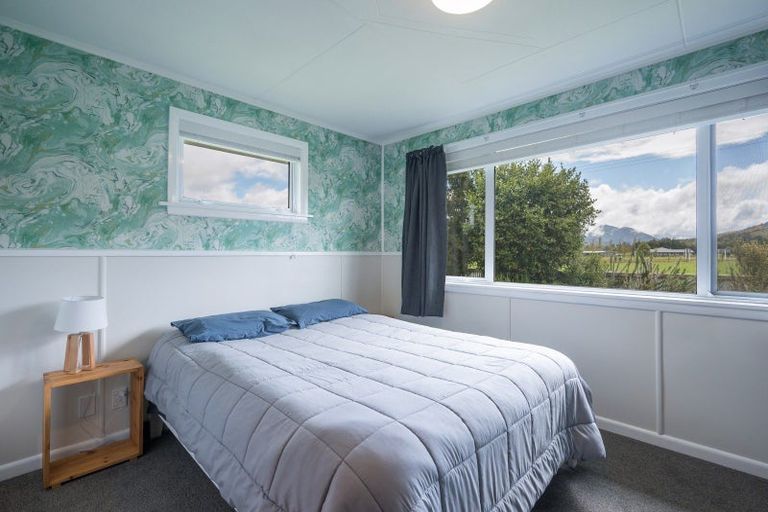 Photo of property in 138 Waller Street, Murchison, 7007