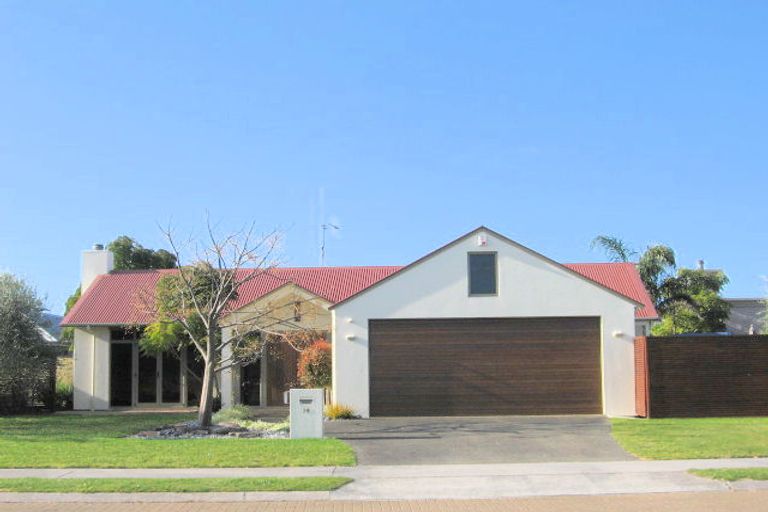 Photo of property in 14 Sovereign Drive, Papamoa Beach, Papamoa, 3118