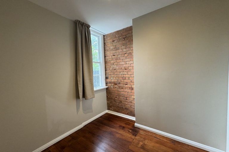 Photo of property in 77 Brougham Street, Mount Victoria, Wellington, 6011