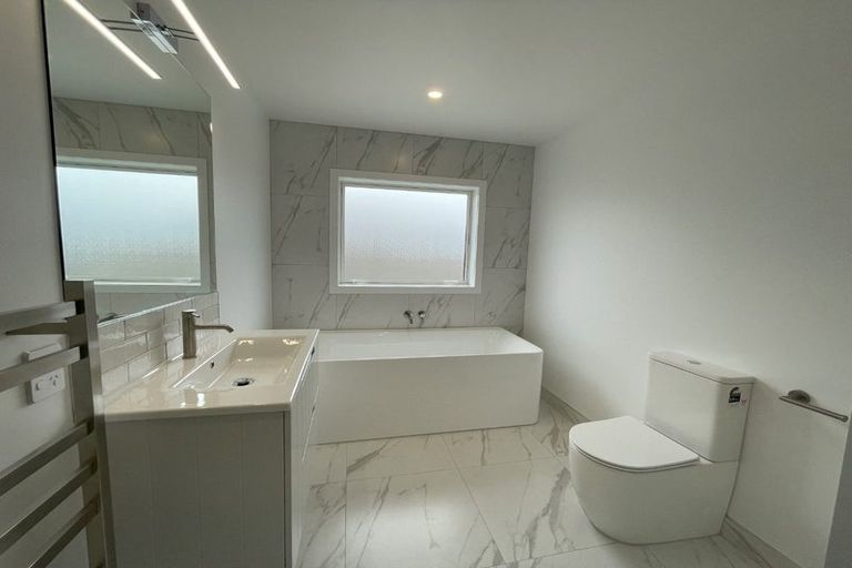 Photo of property in 51 Wai Whatu Street, Meeanee, Napier, 4110