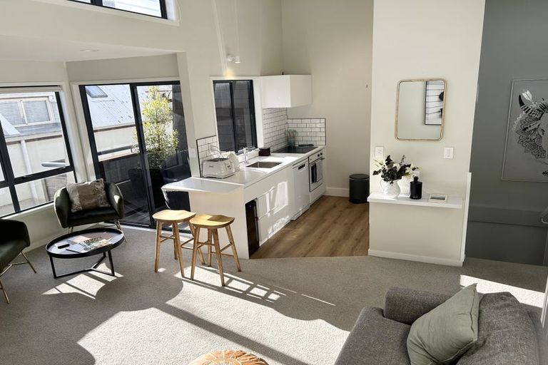 Photo of property in 36m Maunganui Road, Mount Maunganui, 3116
