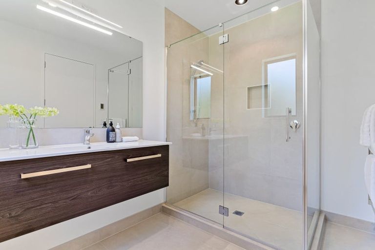 Photo of property in 17 Fordyce Avenue, Sunnyhills, Auckland, 2010