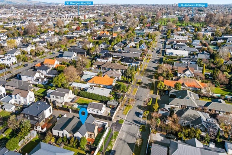 Photo of property in 78 Weston Road, St Albans, Christchurch, 8052