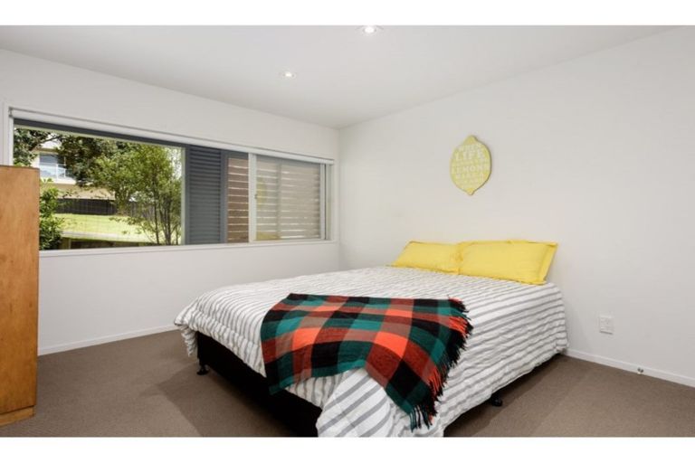 Photo of property in 1340 Papamoa Beach Road, Papamoa Beach, Papamoa, 3118