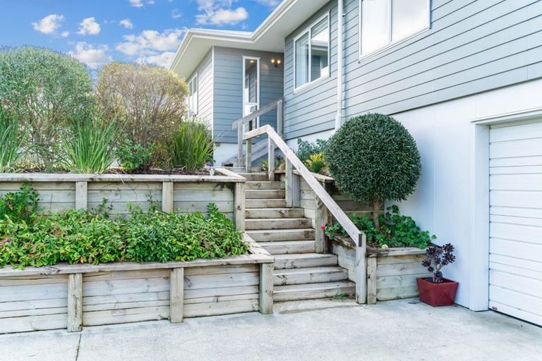 Photo of property in 12 Weka Street, Mangawhai, 0505