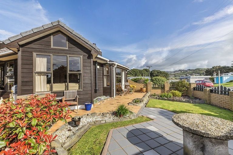 Photo of property in 4-u1 Richard Street, Titahi Bay, Porirua, 5022