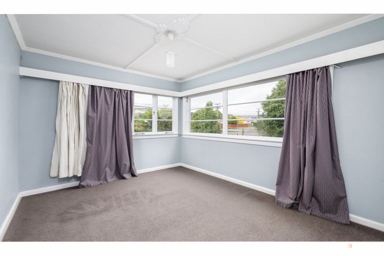 Photo of property in 53 Rhodes Street, Waimate, 7924