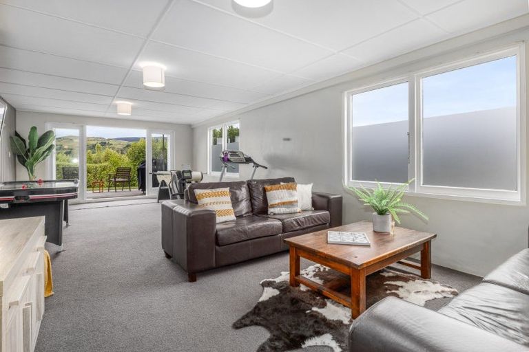 Photo of property in 4 Lane Crescent, Tawa, Wellington, 5028