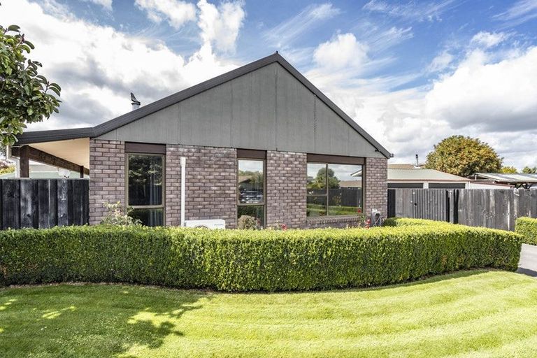Photo of property in 10 Bowie Drive, Woodend, 7610