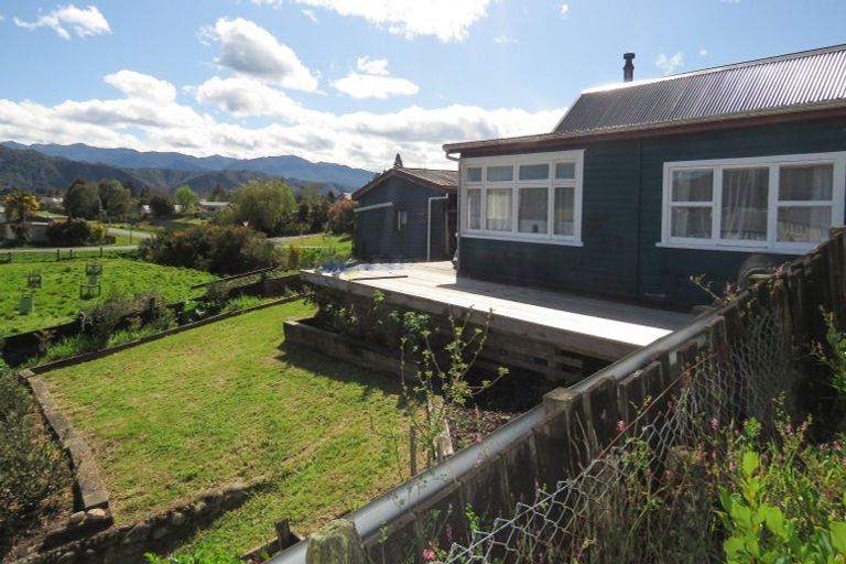 Photo of property in 5 Herald Street, Reefton, 7830