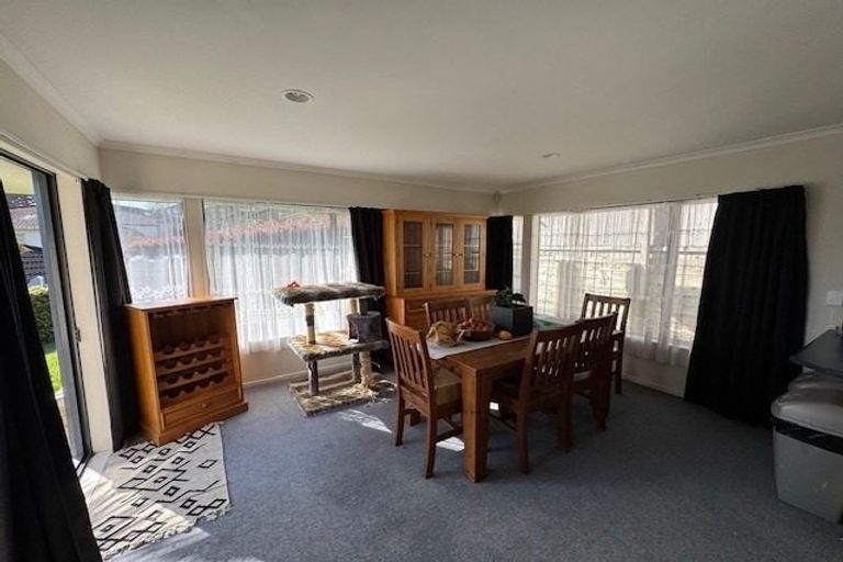 Photo of property in 18 Lizzie Lane, Clover Park, Auckland, 2019