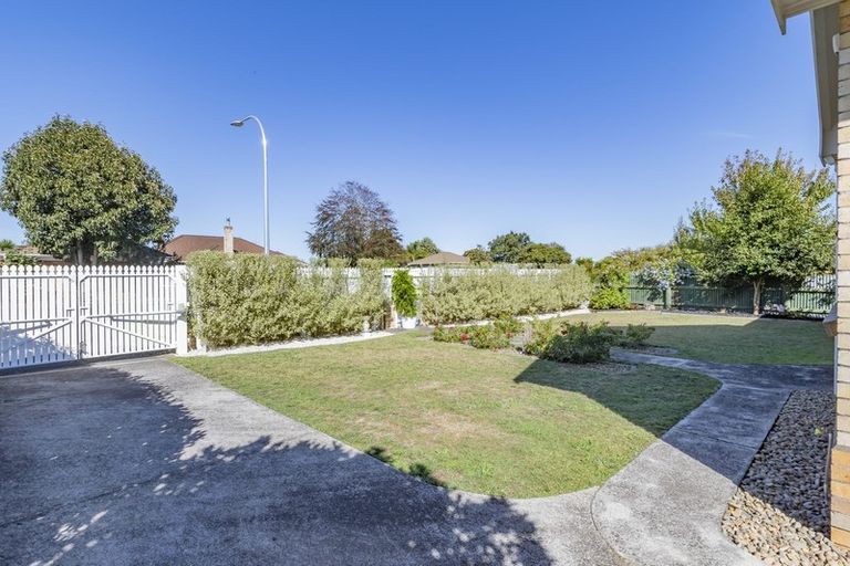 Photo of property in 2 Gibson Road, Tuakau, 2121