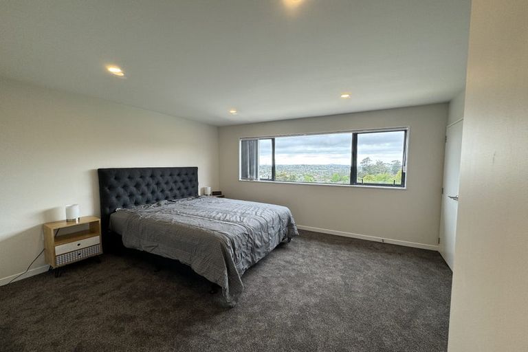 Photo of property in 309 Don Buck Road, Massey, Auckland, 0614