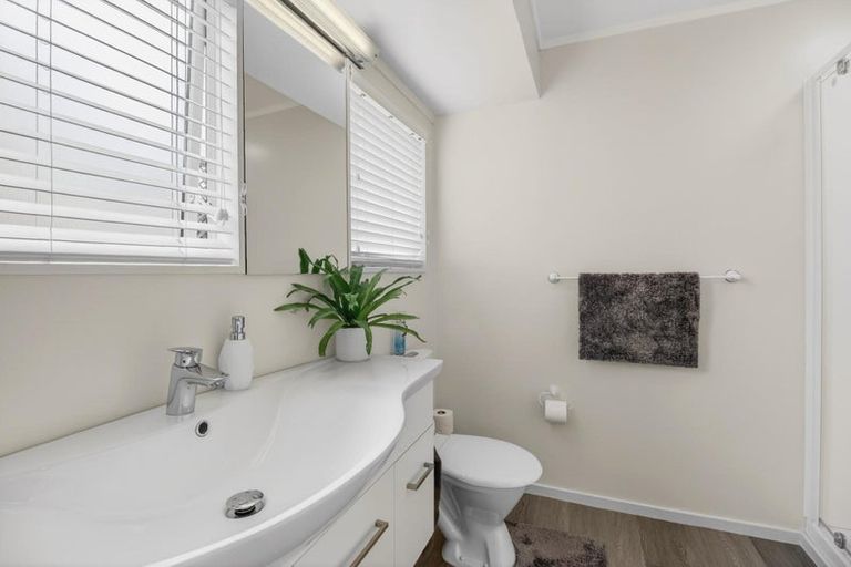Photo of property in 1/12 Bannings Way, Hobsonville, Auckland, 0618