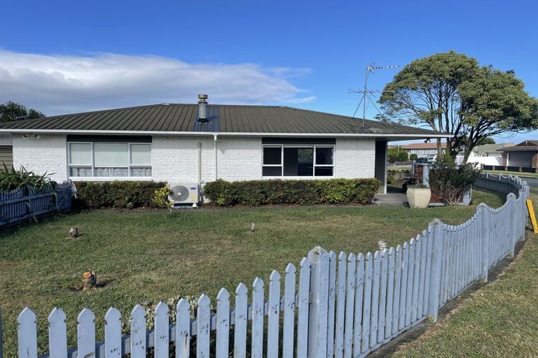 Photo of property in 10b Churchill Terrace, Waiuku, 2123