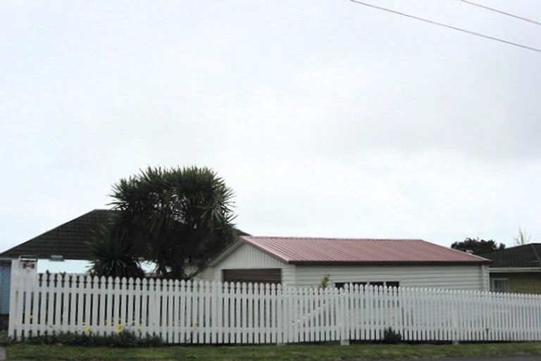 Photo of property in 2/4 Koromiko Avenue, Stoke, Nelson, 7011