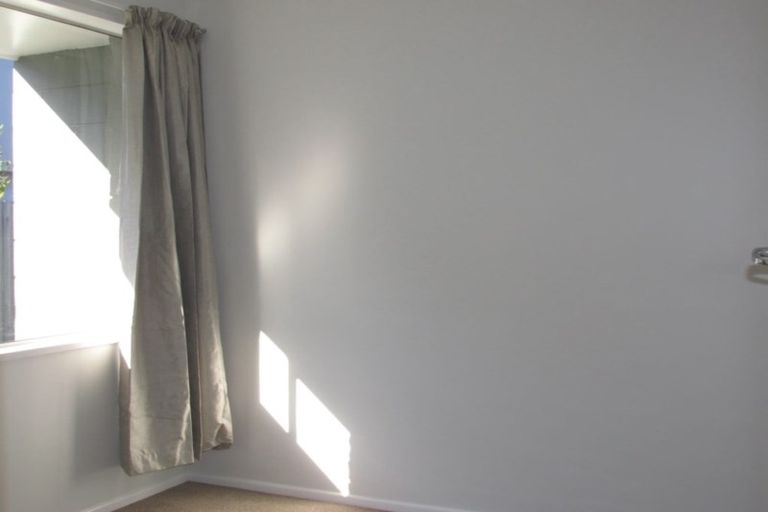 Photo of property in 2/32 Lyndon Street, Riccarton, Christchurch, 8041