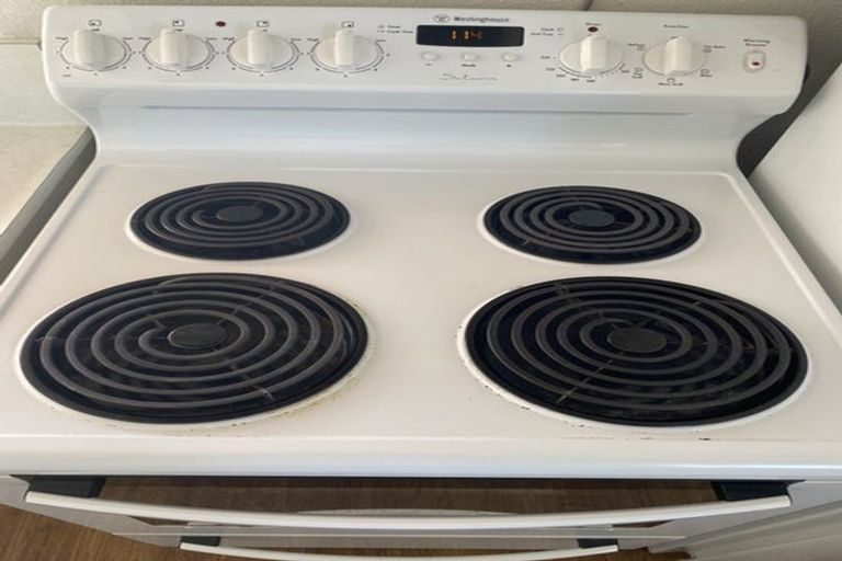 Photo of property in 35 Kinleys Lane, St Albans, Christchurch, 8014