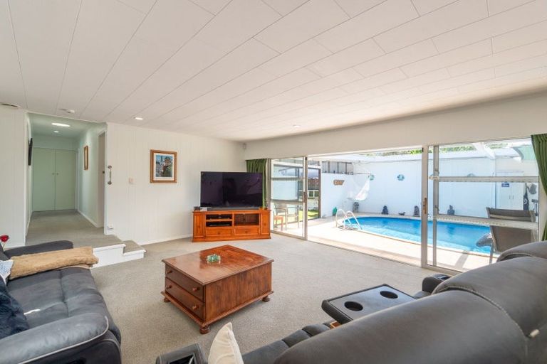 Photo of property in 7 Snell Grove, Clouston Park, Upper Hutt, 5018