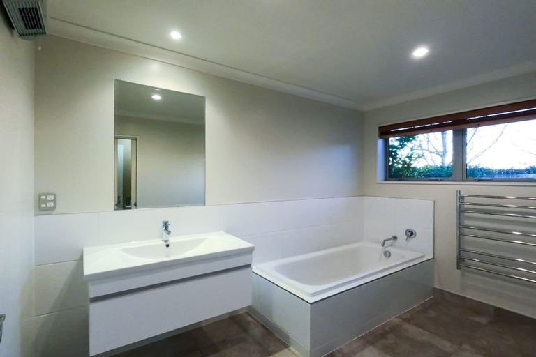 Photo of property in 182 Hamptons Road, Prebbleton, Christchurch, 7676